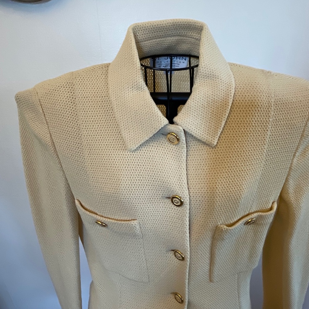 ST JOHN YELLOW WOMEN’S JACKET